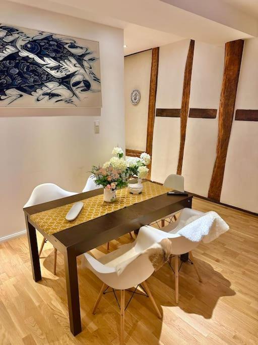 Wohnung Am Schloss 2 - Bestes Apartment In 魏尔堡 外观 照片