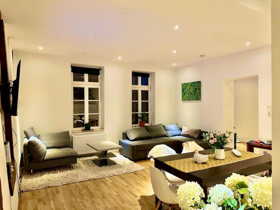 Wohnung Am Schloss 2 - Bestes Apartment In 魏尔堡 外观 照片