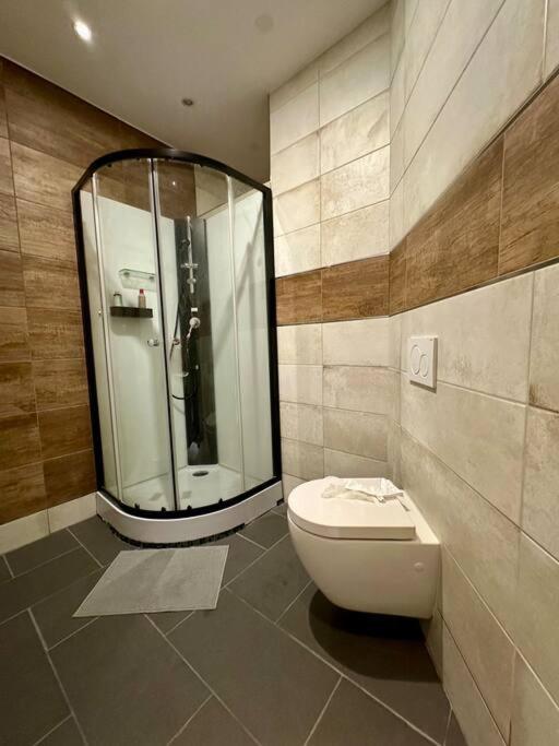 Wohnung Am Schloss 2 - Bestes Apartment In 魏尔堡 外观 照片