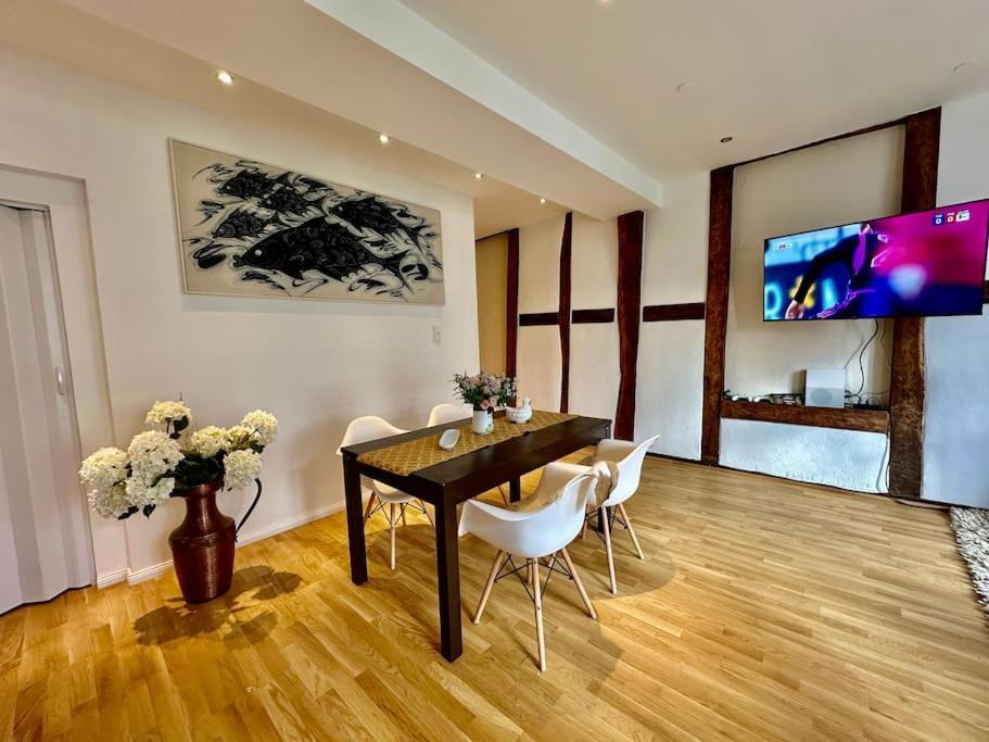Wohnung Am Schloss 2 - Bestes Apartment In 魏尔堡 外观 照片